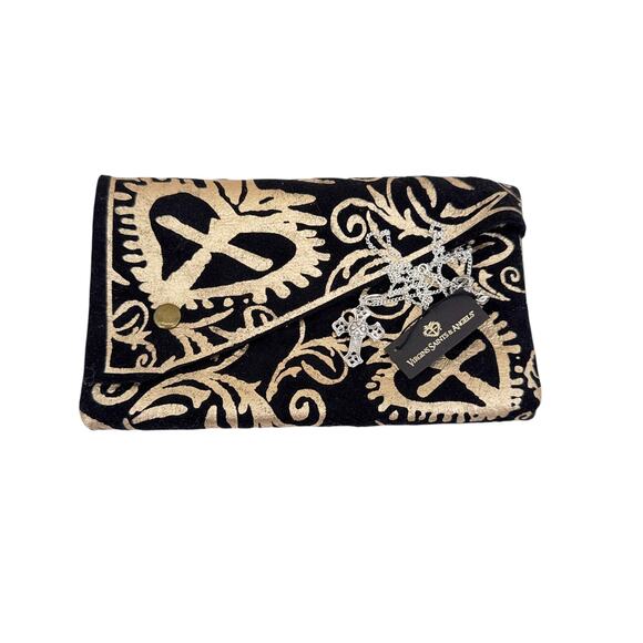 VIRGINS SAINTS & ANGELS VSA Basilica Cross Charm Necklace in Silver - Picture 7 of 7